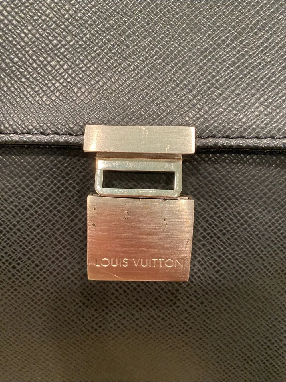 Louis Vuitton Black Taiga Leather Selenga Clutch